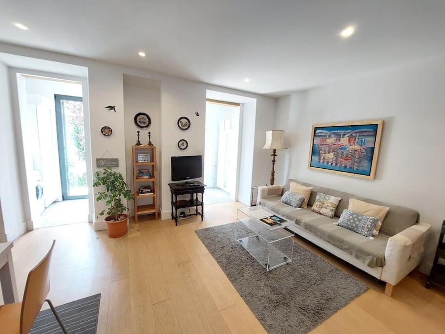 With Private Garden - Location Appartement *