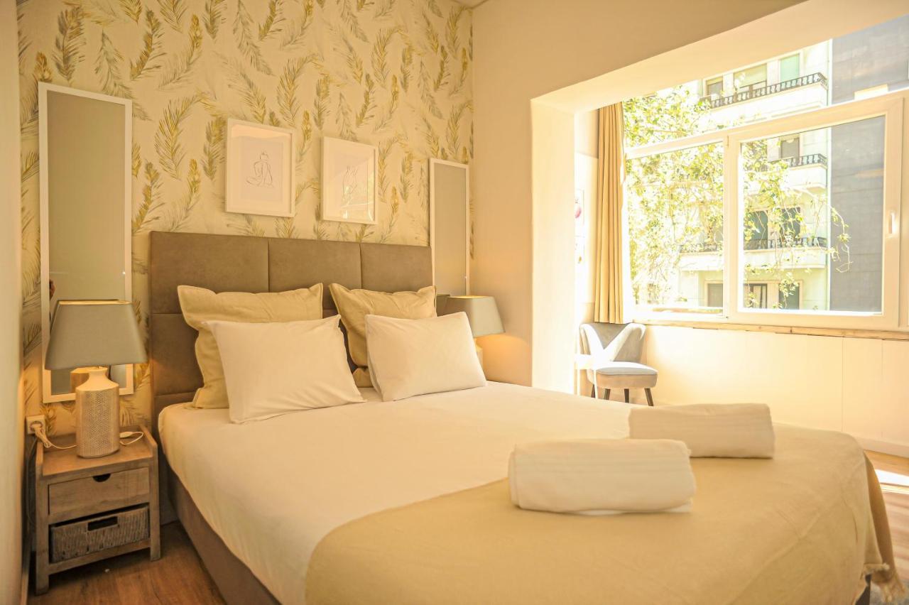 Downtown Modern 8 Bedroom - Marques De Pombal Apartment