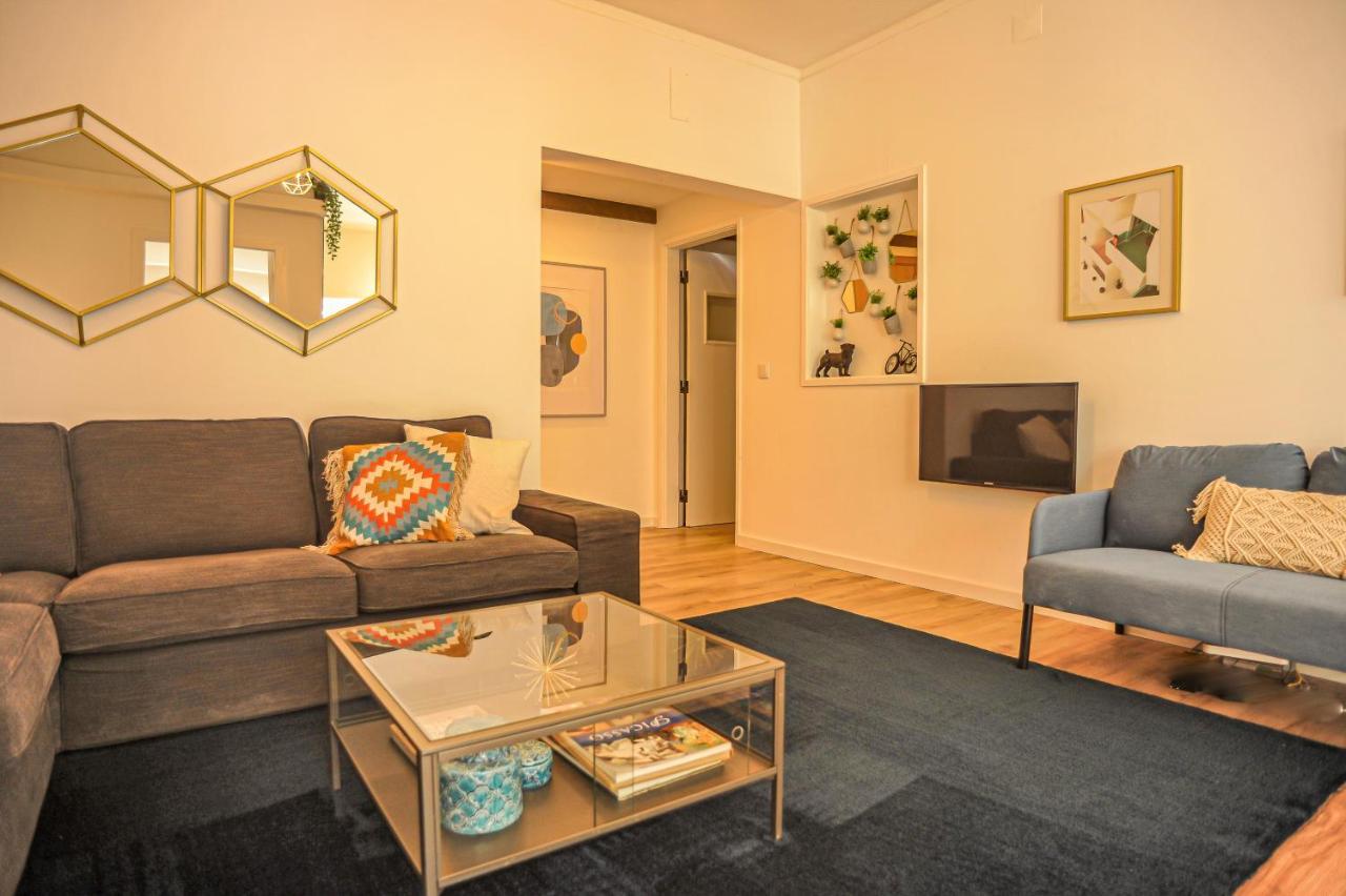 Downtown Modern 8 Bedroom - Marques De Pombal Apartment Lissabon