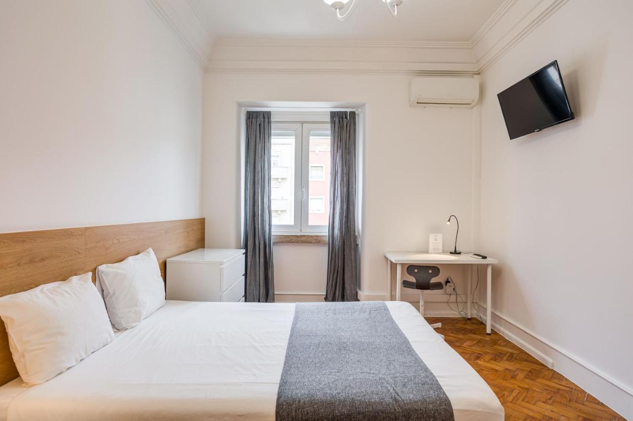 Home Out Rooms & Apartments