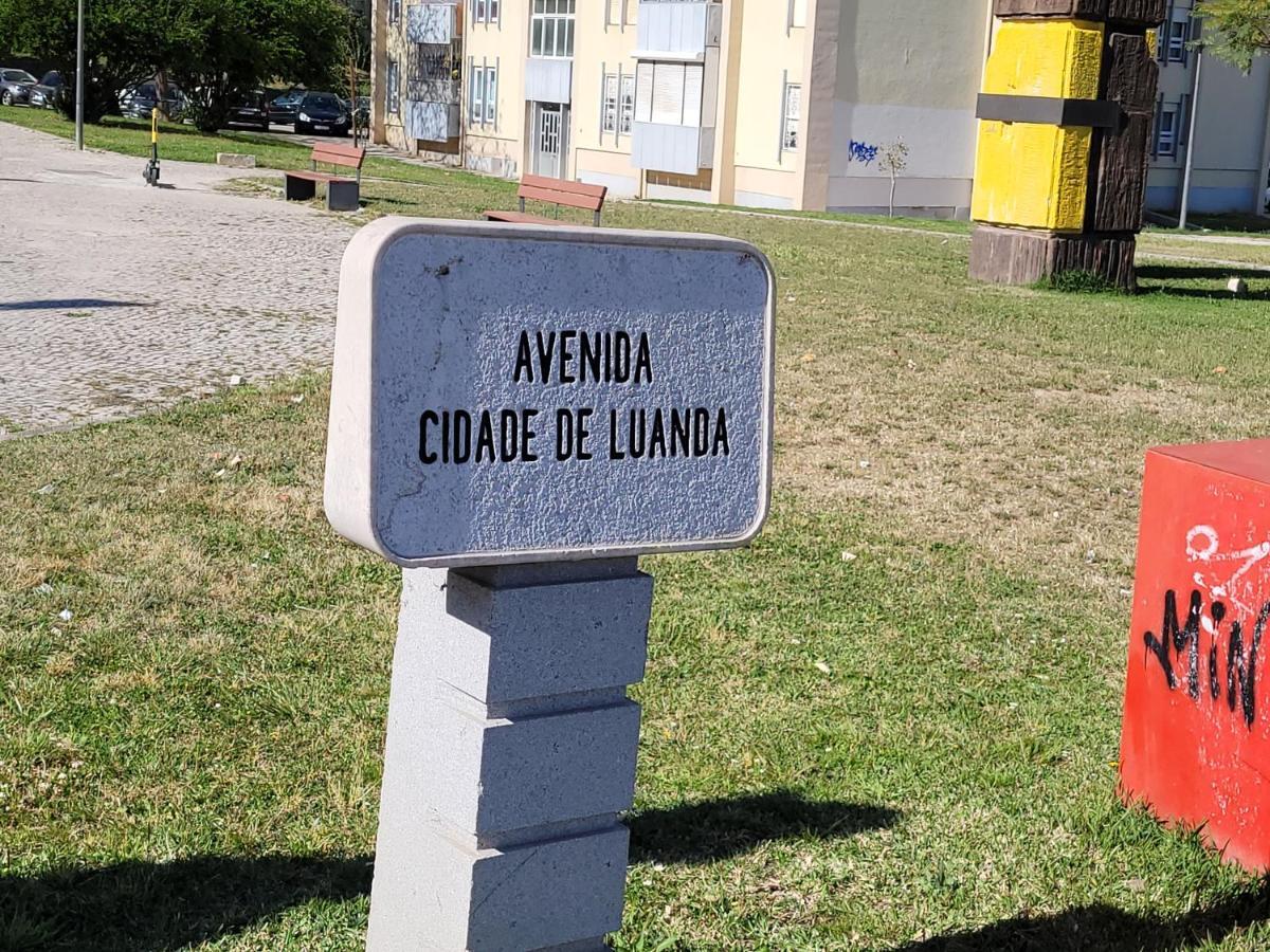 Cozy Near Metro & Airport Quarto em Acomodações Particulares Lisboa