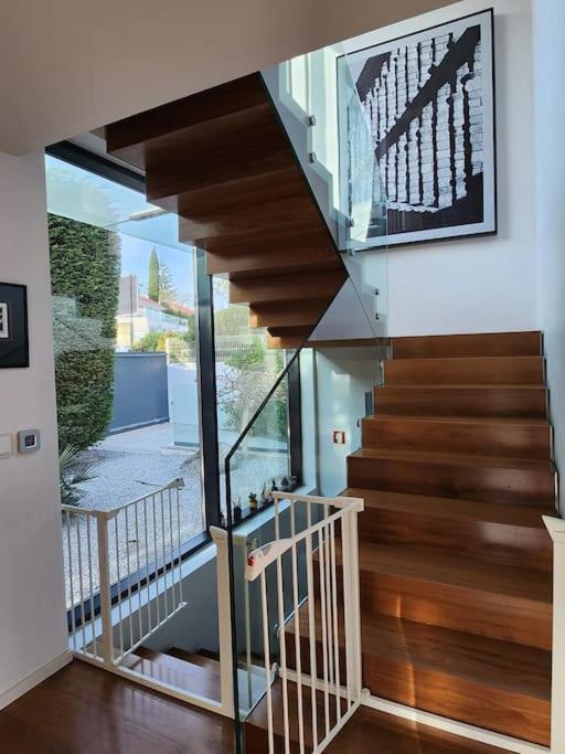 Modern With Sea & River View Pool And Gym. * Lisbon