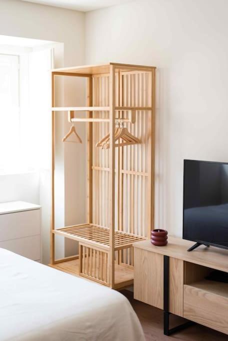 Pardal Rc B - Stylish Studio In Alcantara With Free Parking Nearby *