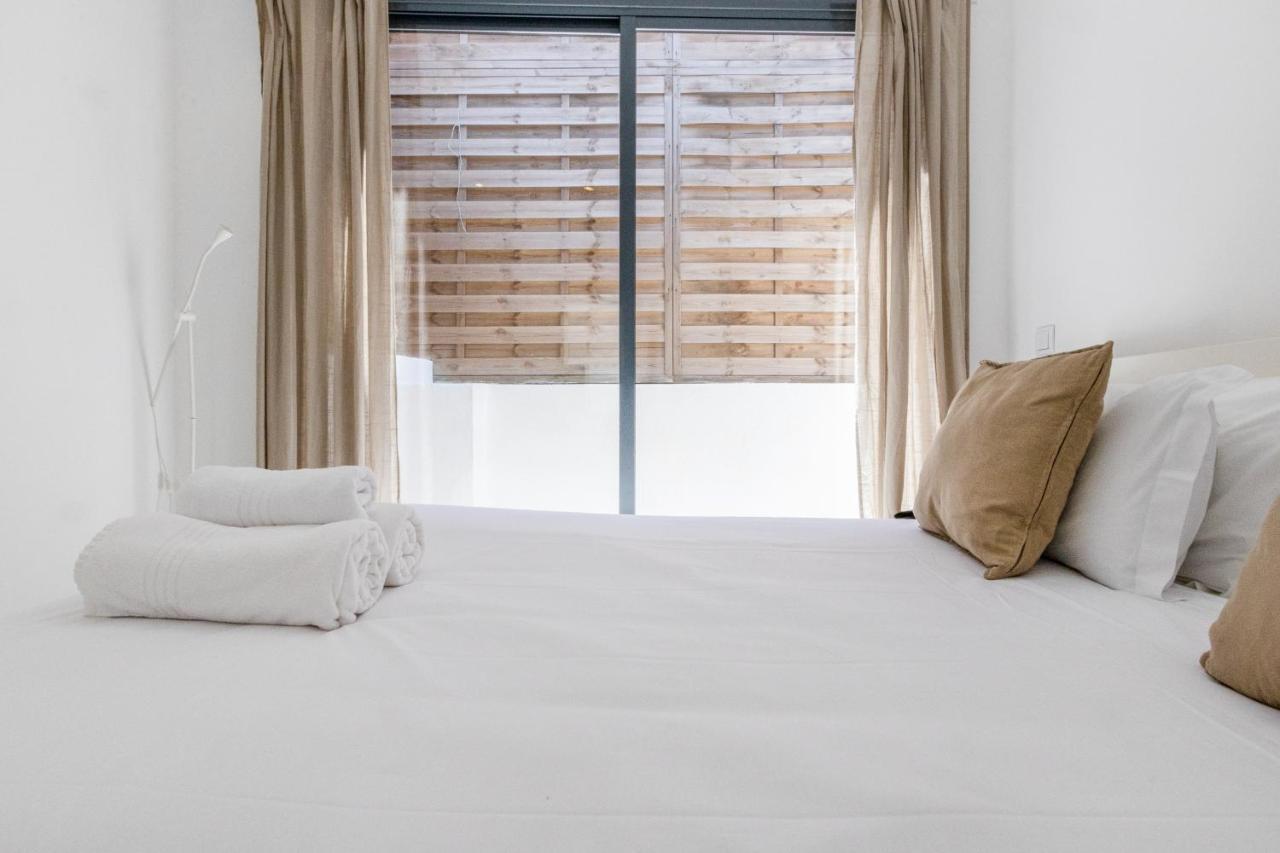 Alcantara Charm 3br *