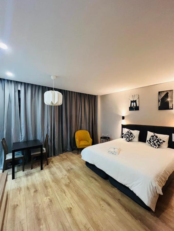 Quarto em Acomodações Particulares Sociedade Farmaceutica Lisboa