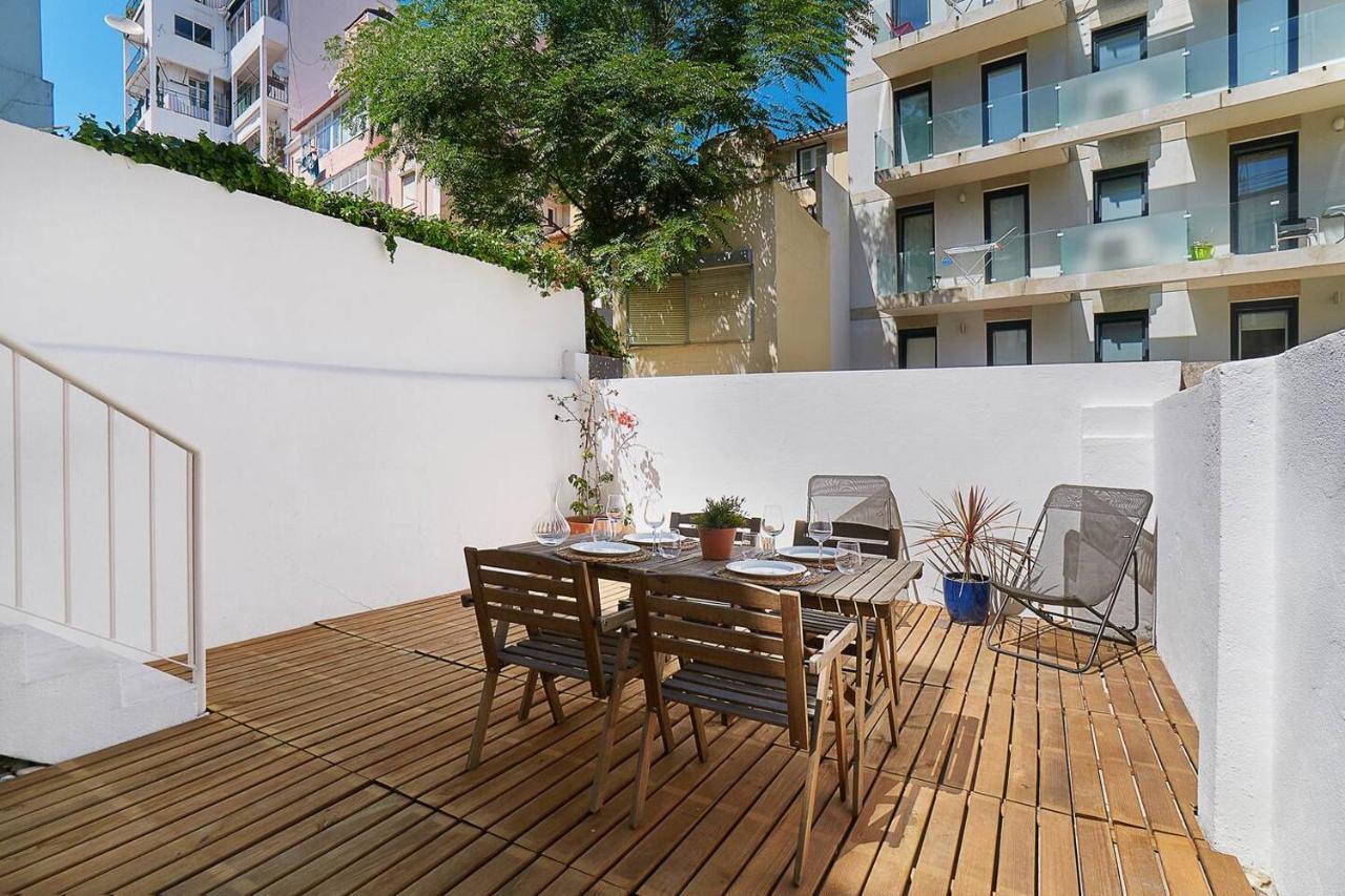 Appartement Modern Flat With Double Patio Right Next To Estrela Gardens *