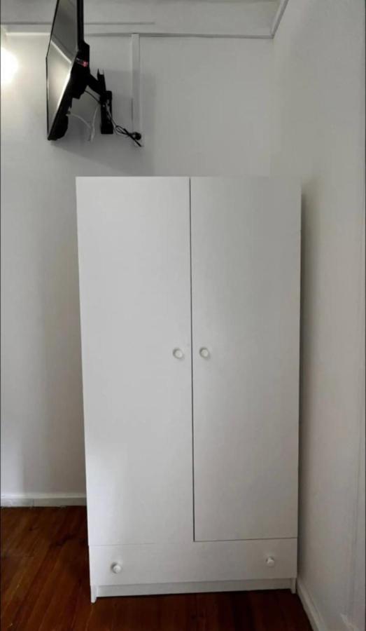 Quarto em Acomodações Particulares Conde Do Redondo *