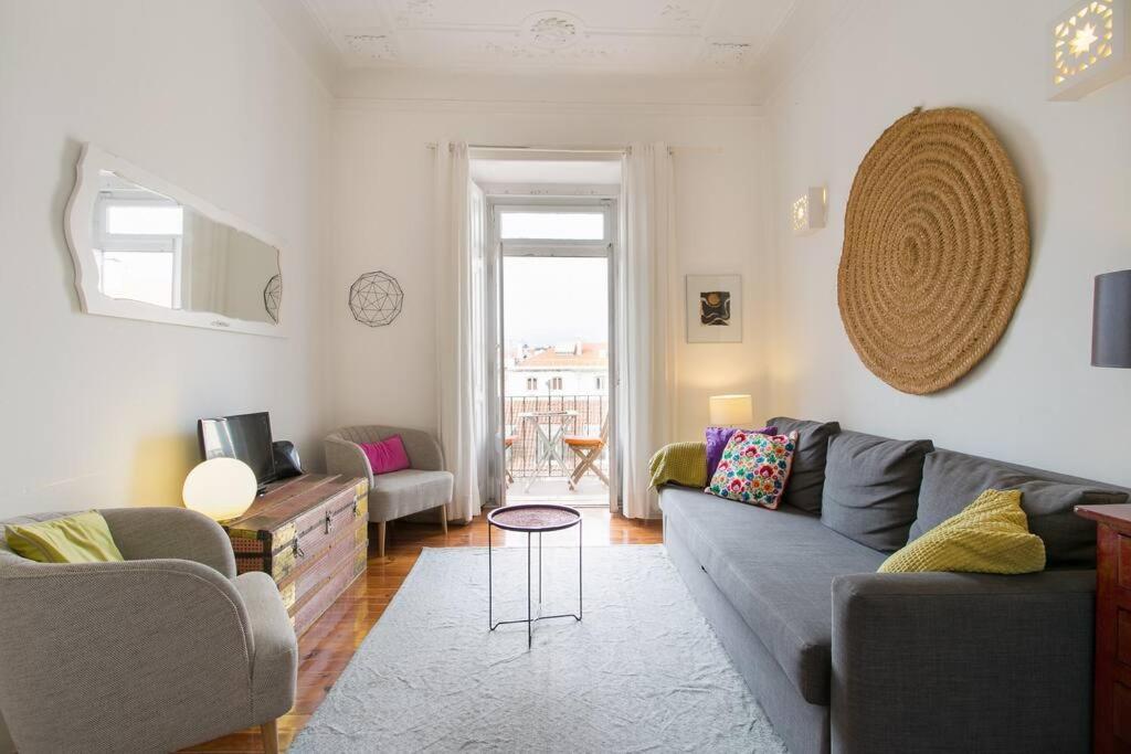 Appartement Principe Real Cool And Artistic 3 Bedrooms Flat!