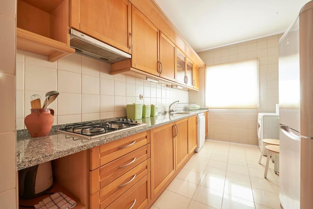 Modern In Parque Nacoes Appartement *