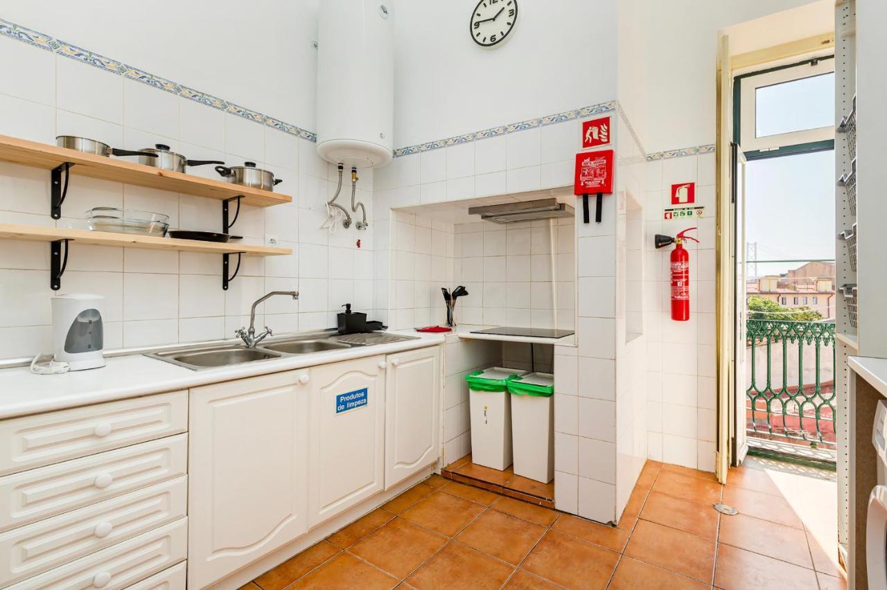 4br - Excellent Location - New Mattresses! Apartment Lisbon
