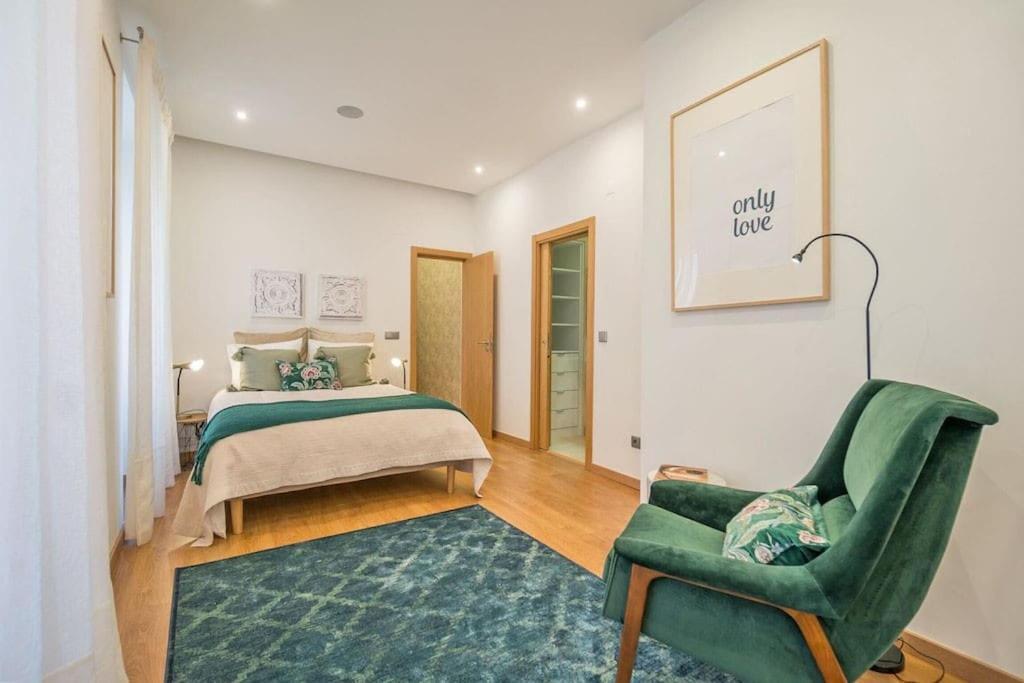 Lapa Flat W/ Patio Apartment *