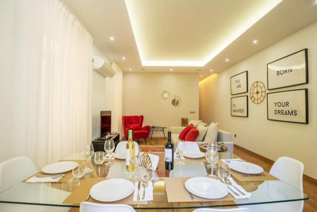 Lapa Flat W/ Patio Apartment
