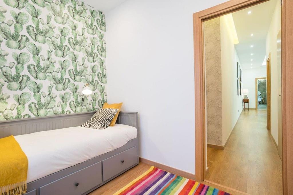 Apartment Lapa Flat W/ Patio Lisbon