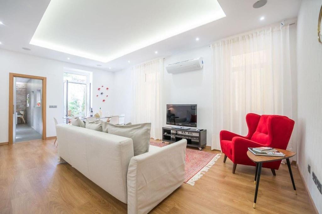 Apartment Lapa Flat W/ Patio