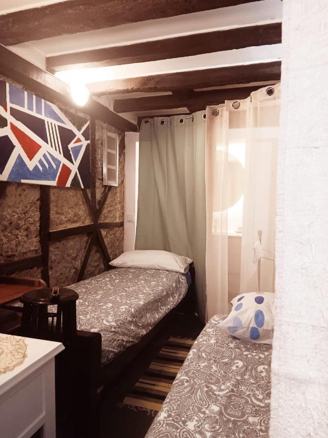 Bica Street Old Bar Into Studio Apartamento