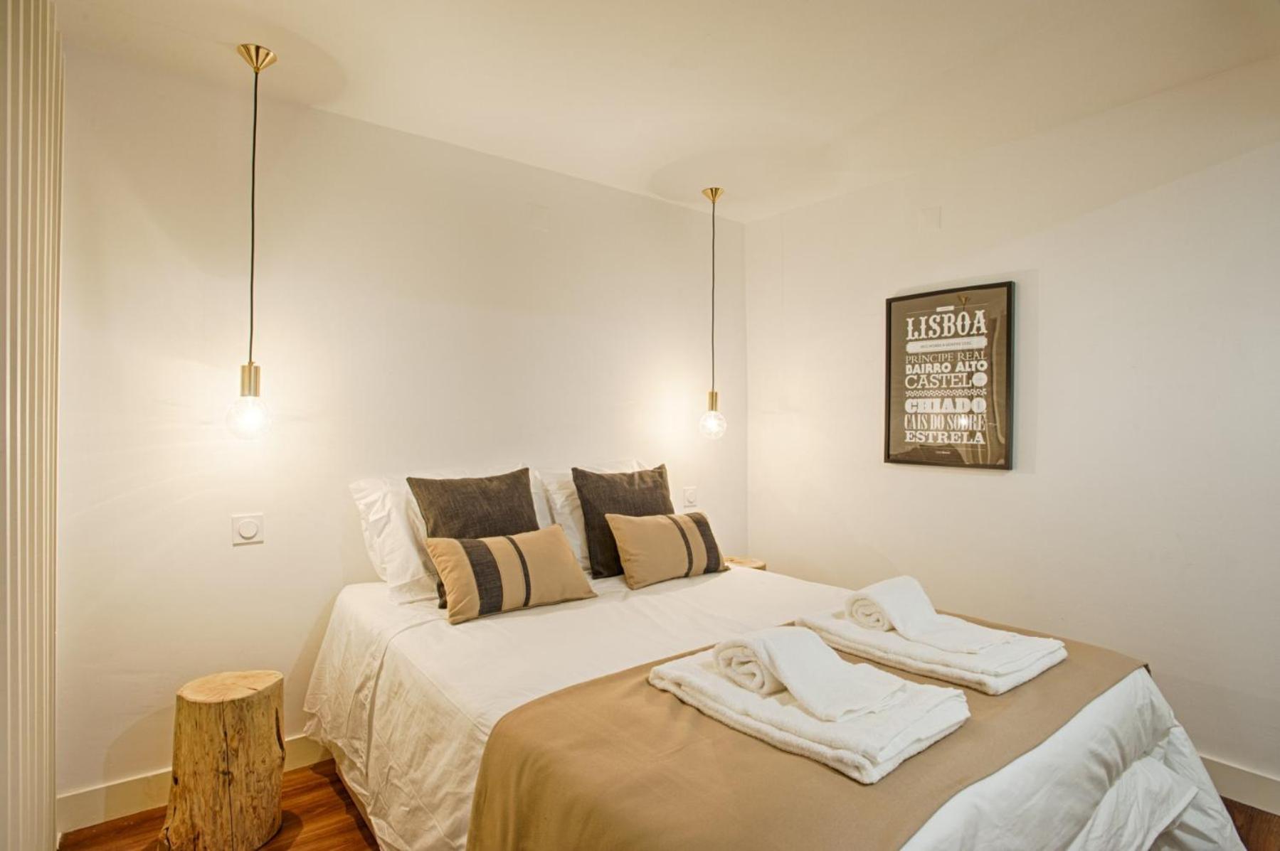Bmyguest - Inner Bairro Alto Apartment Lissabon