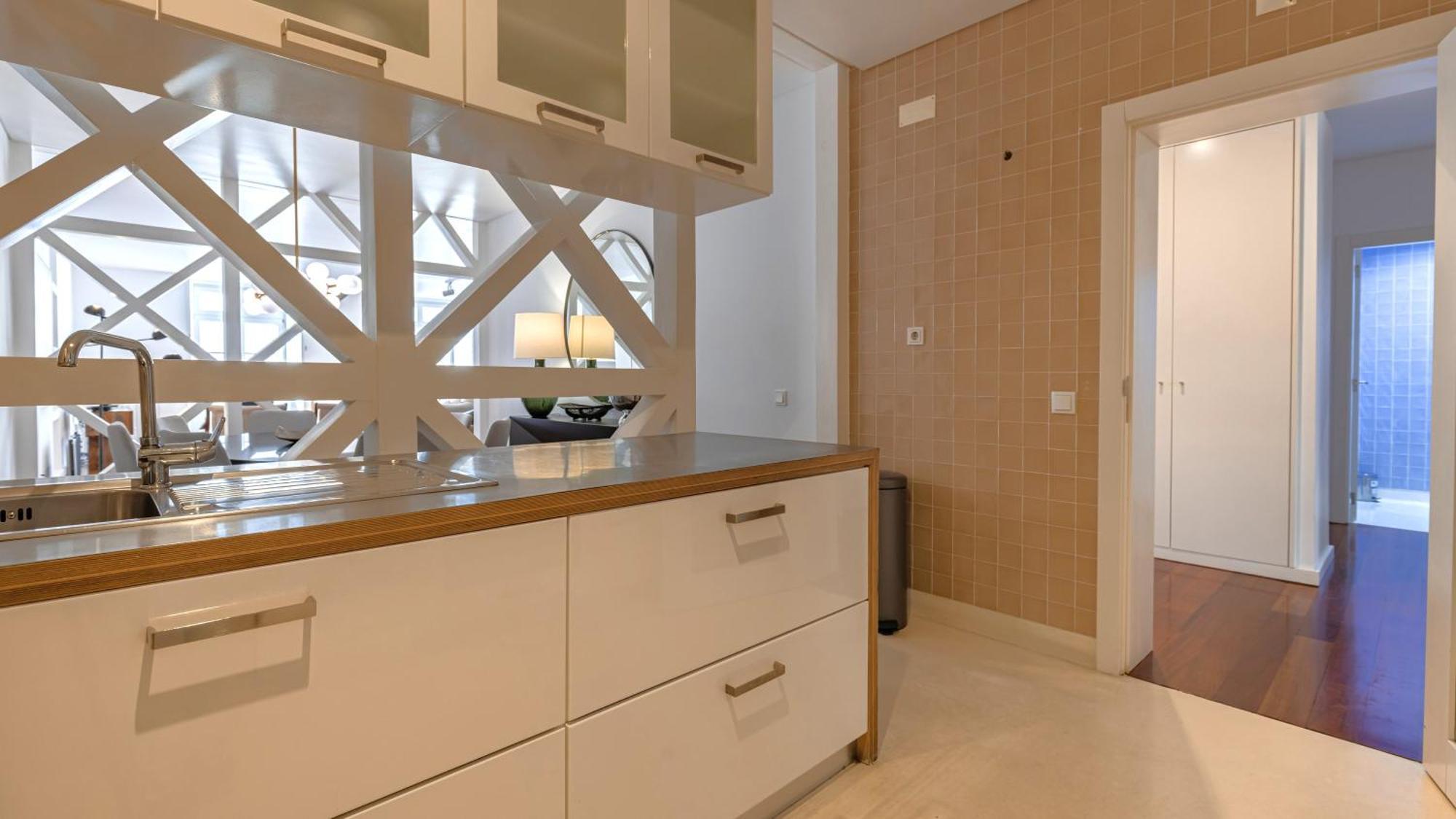 Appartement Lovelystay - Chiado 3bedroom Wonder