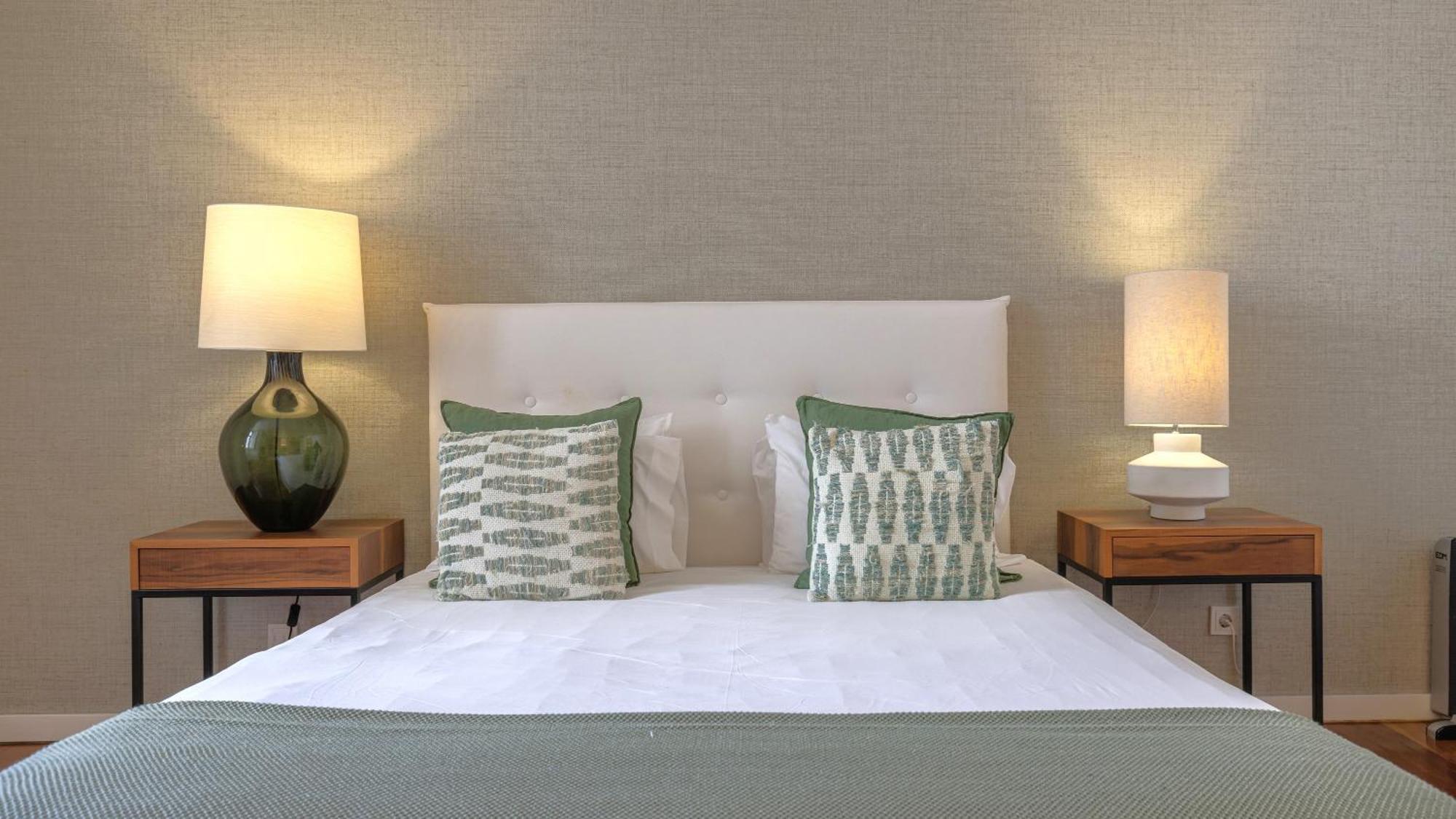 Lovelystay - Chiado 3bedroom Wonder Appartement *