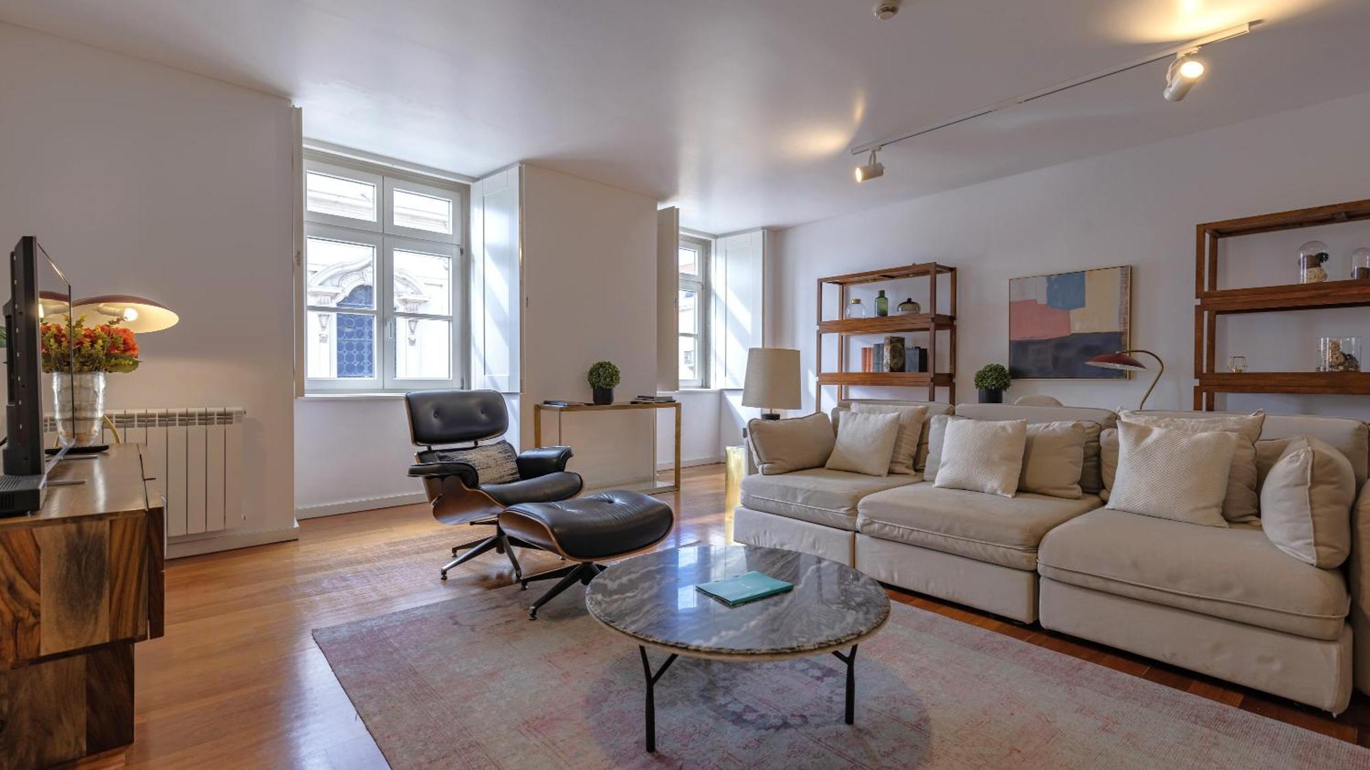 Lovelystay - Chiado 3bedroom Wonder Appartement *
