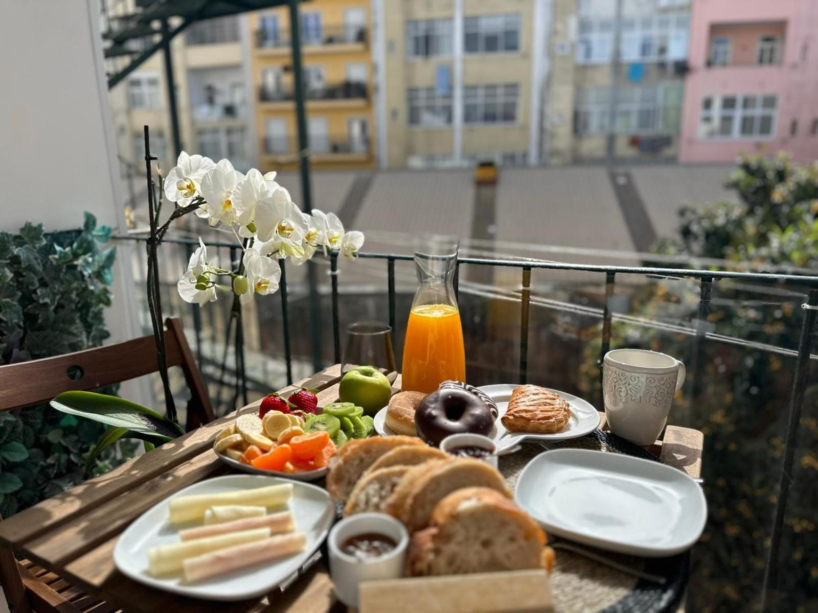 Grande Com Varanda E Vista A Accommodatie bij particulieren Lissabon