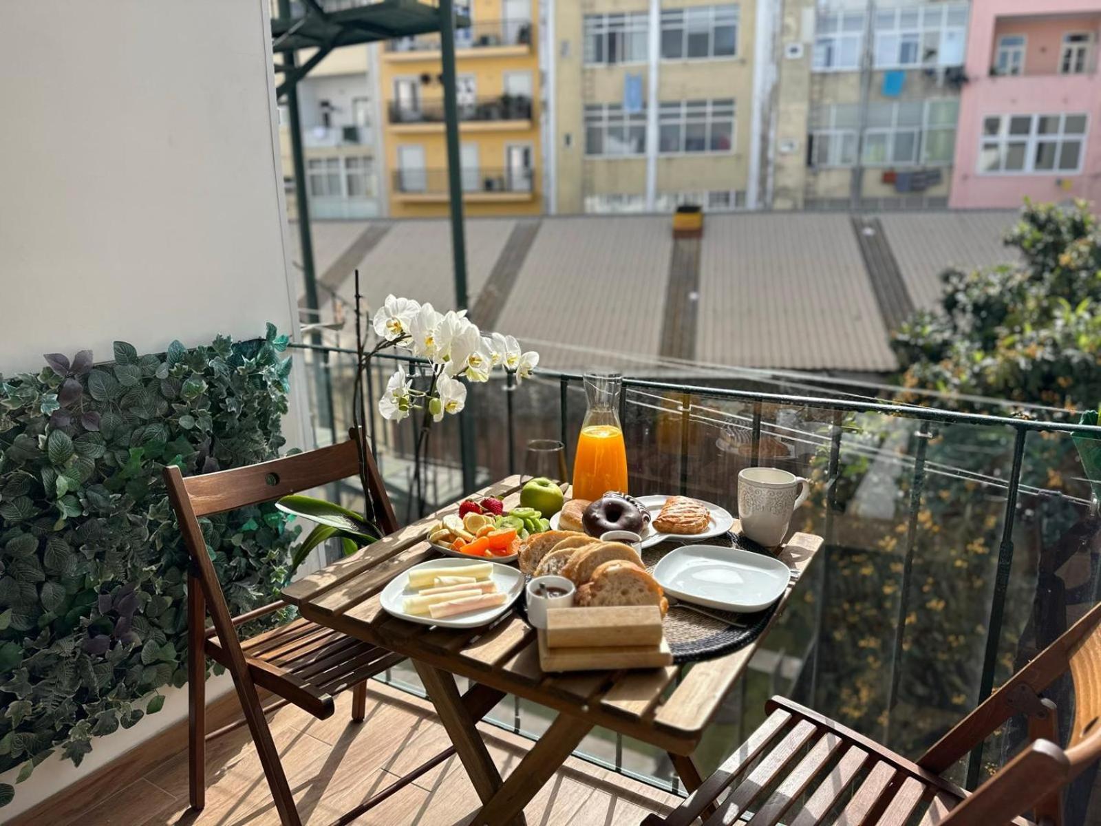 Grande Com Varanda E Vista A Accommodatie bij particulieren Lissabon
