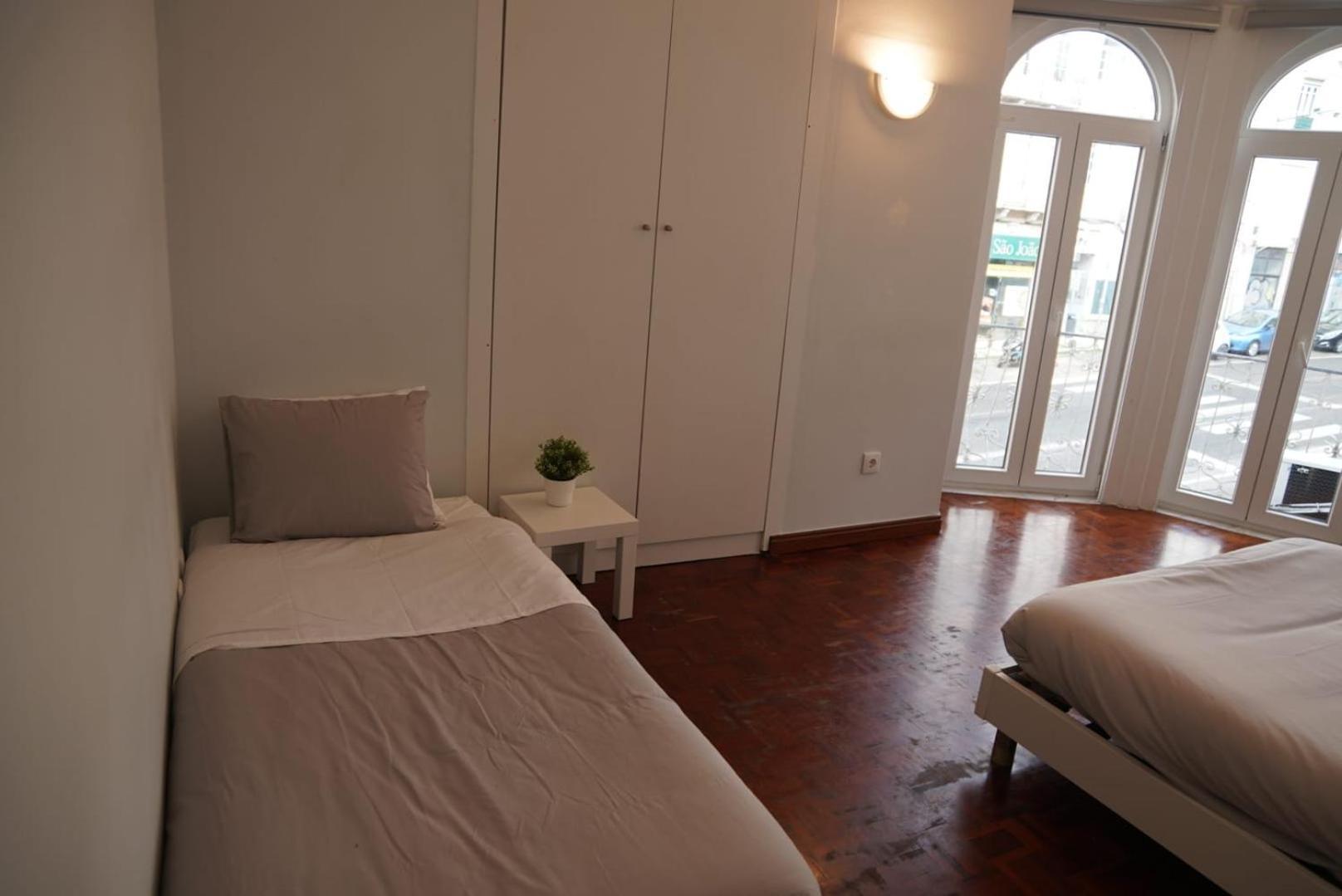 Quarto em Acomodações Particulares Bisengototo Homestay Lisboa