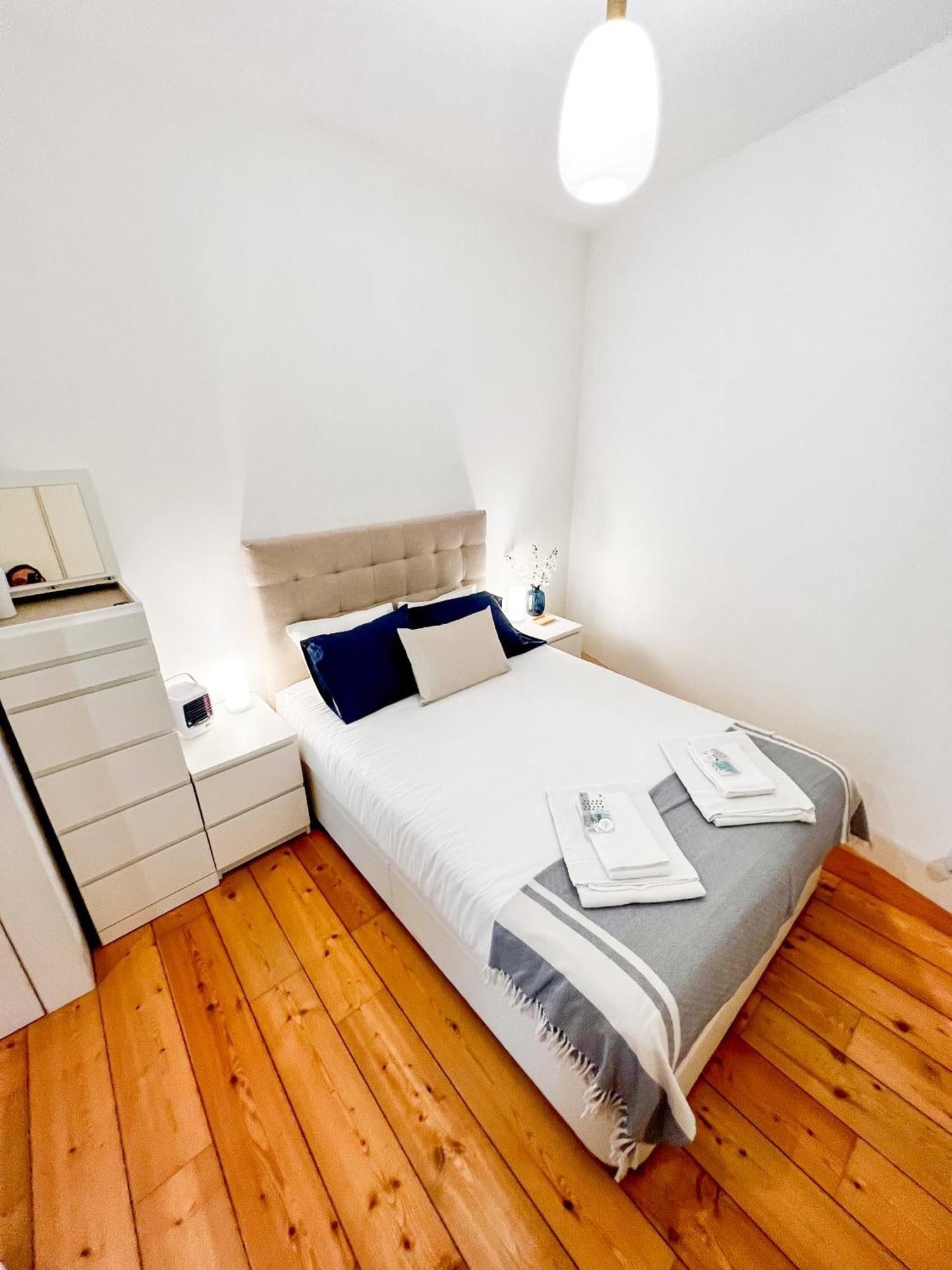 Arsenal 108, Design - New Light Downtown Chiado And River Appartement Lissabon