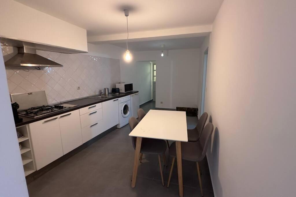 2br Sleeps4 In - Orchid Lisbon