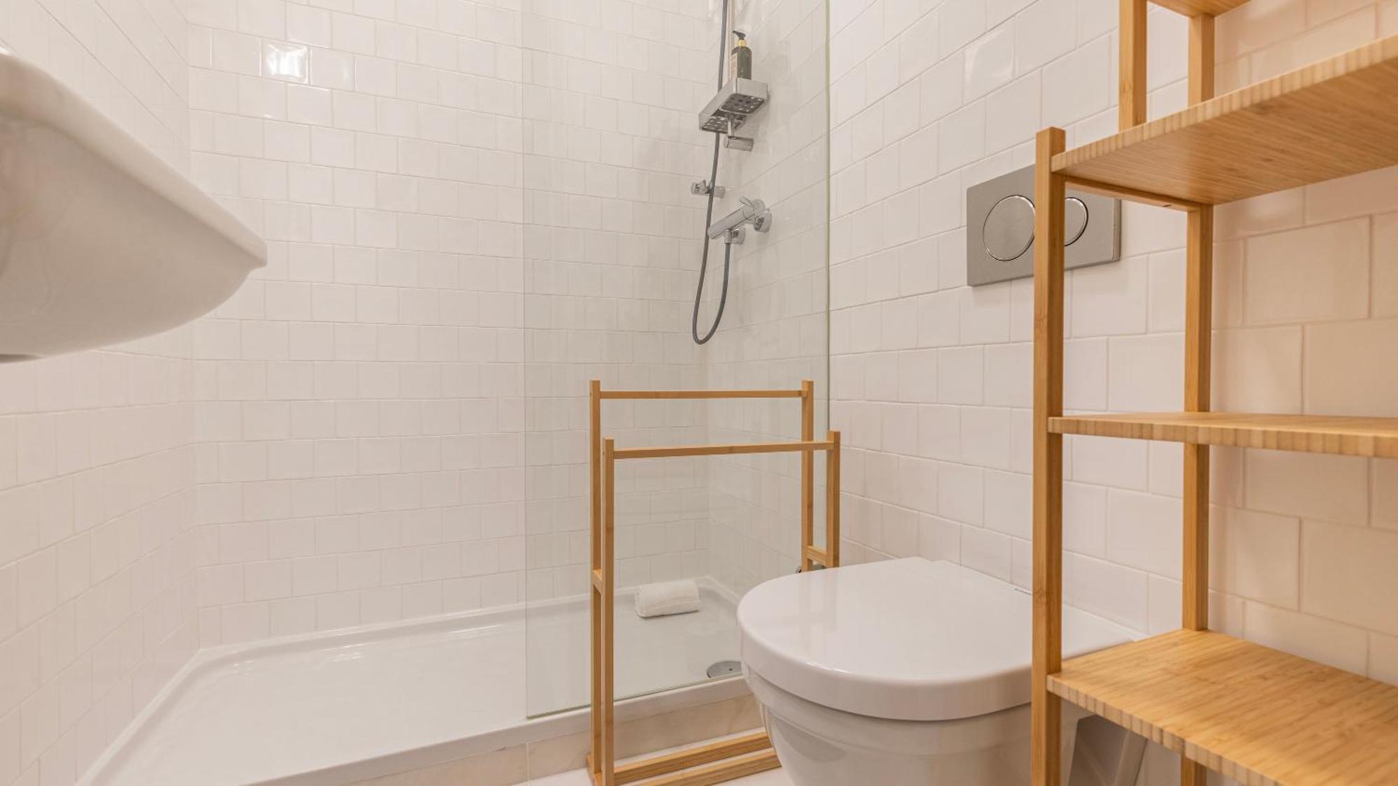 2bdr Alcantara Nest By Lovelystay Lisboa