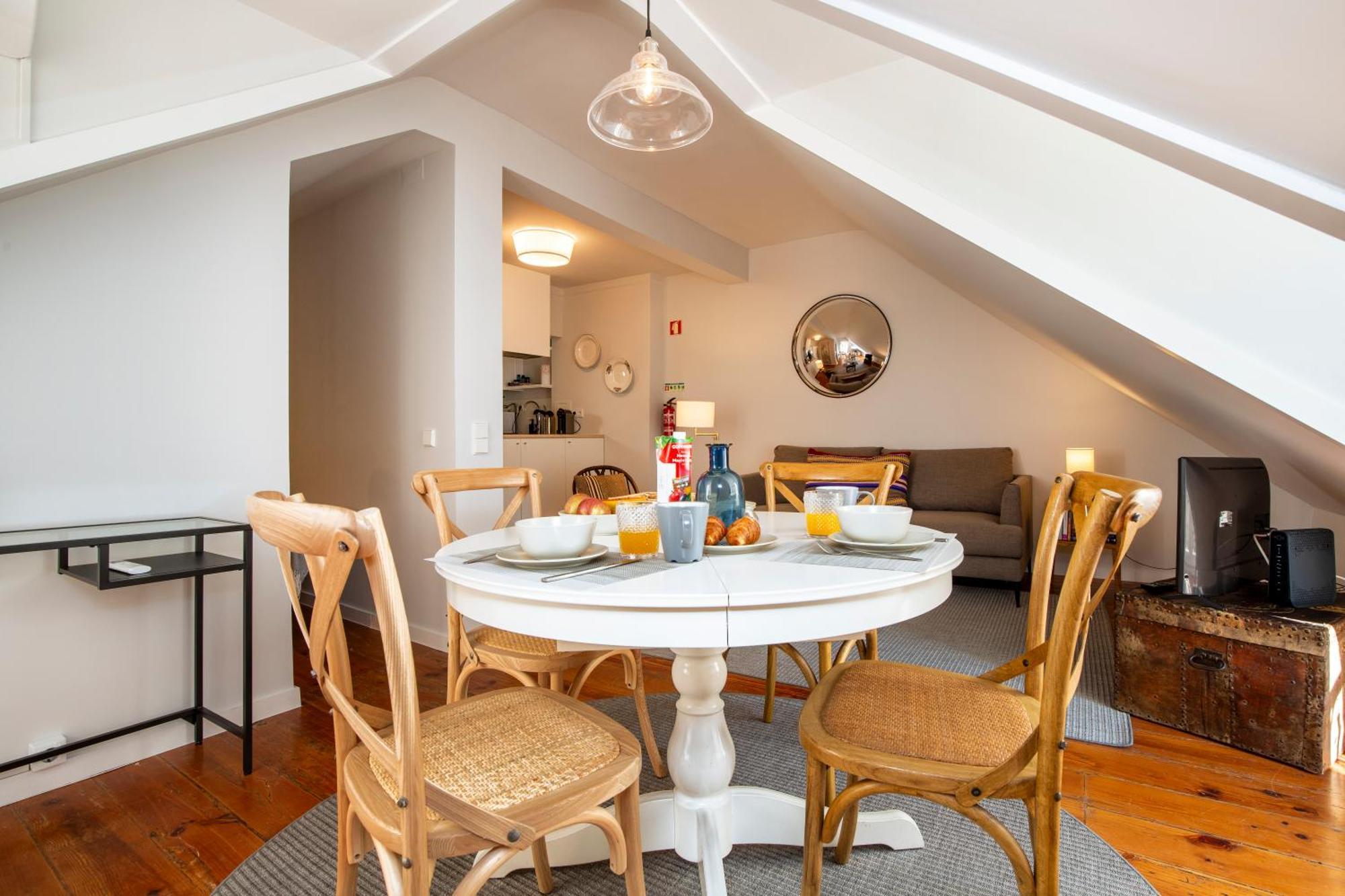Live Like A Local @ Casa Da Esquina - Wifi & A/c * Lissabon
