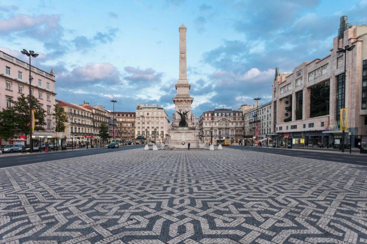 Amalia Near Rossio Square Lissabon