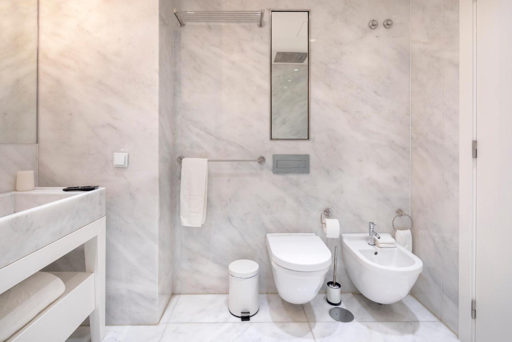 Chiado Mercy | Apartamento *