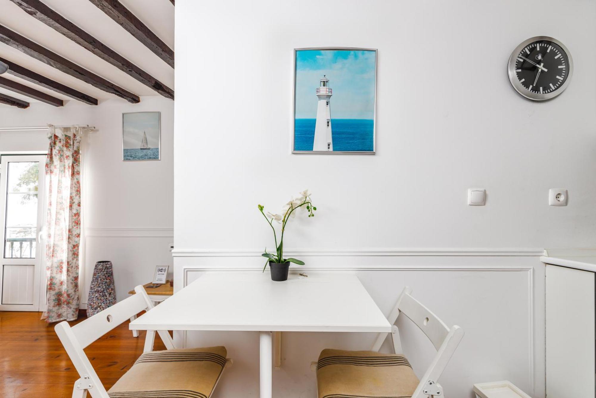 Typical Alfama-center
