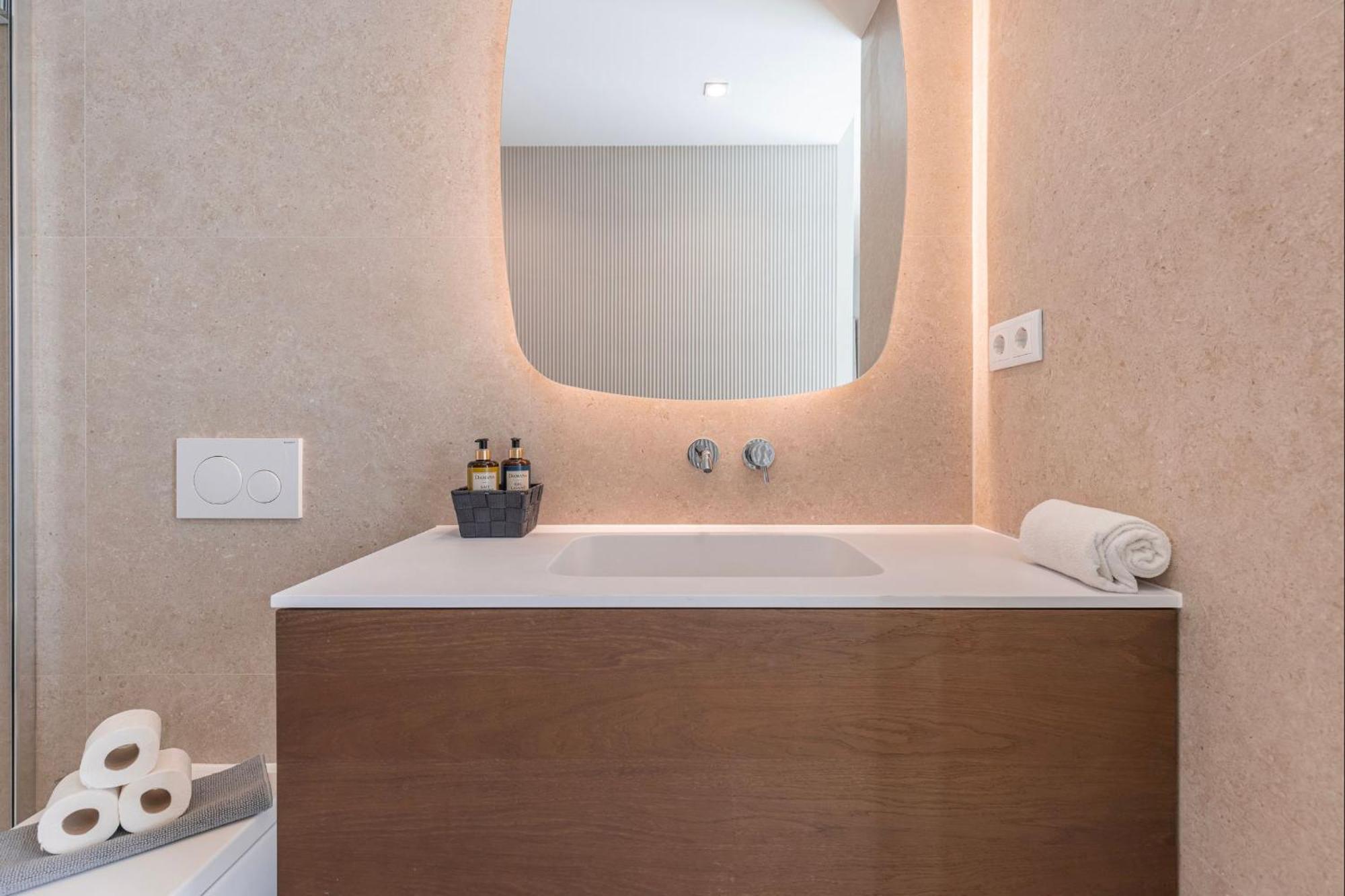 Lovelystay - Breathtaking Panorama - Luxurious Penthouse! Appartement Lissabon