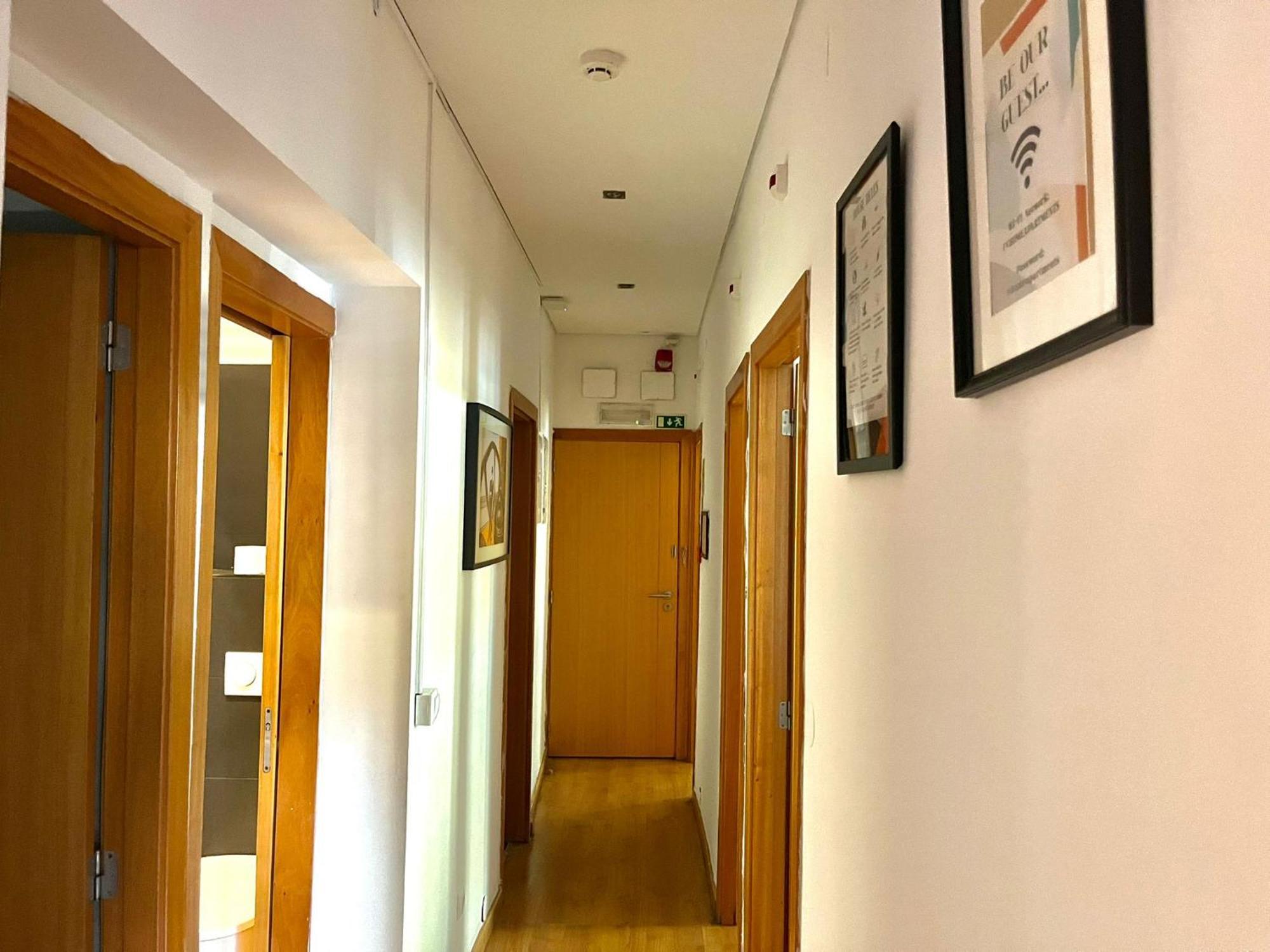 3 Bedroom, 2,5 Bathroom - Bairro Alto Apartment
