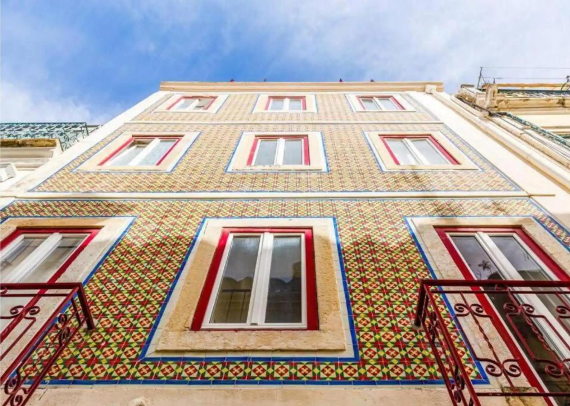 Charming Santos W/ Patio