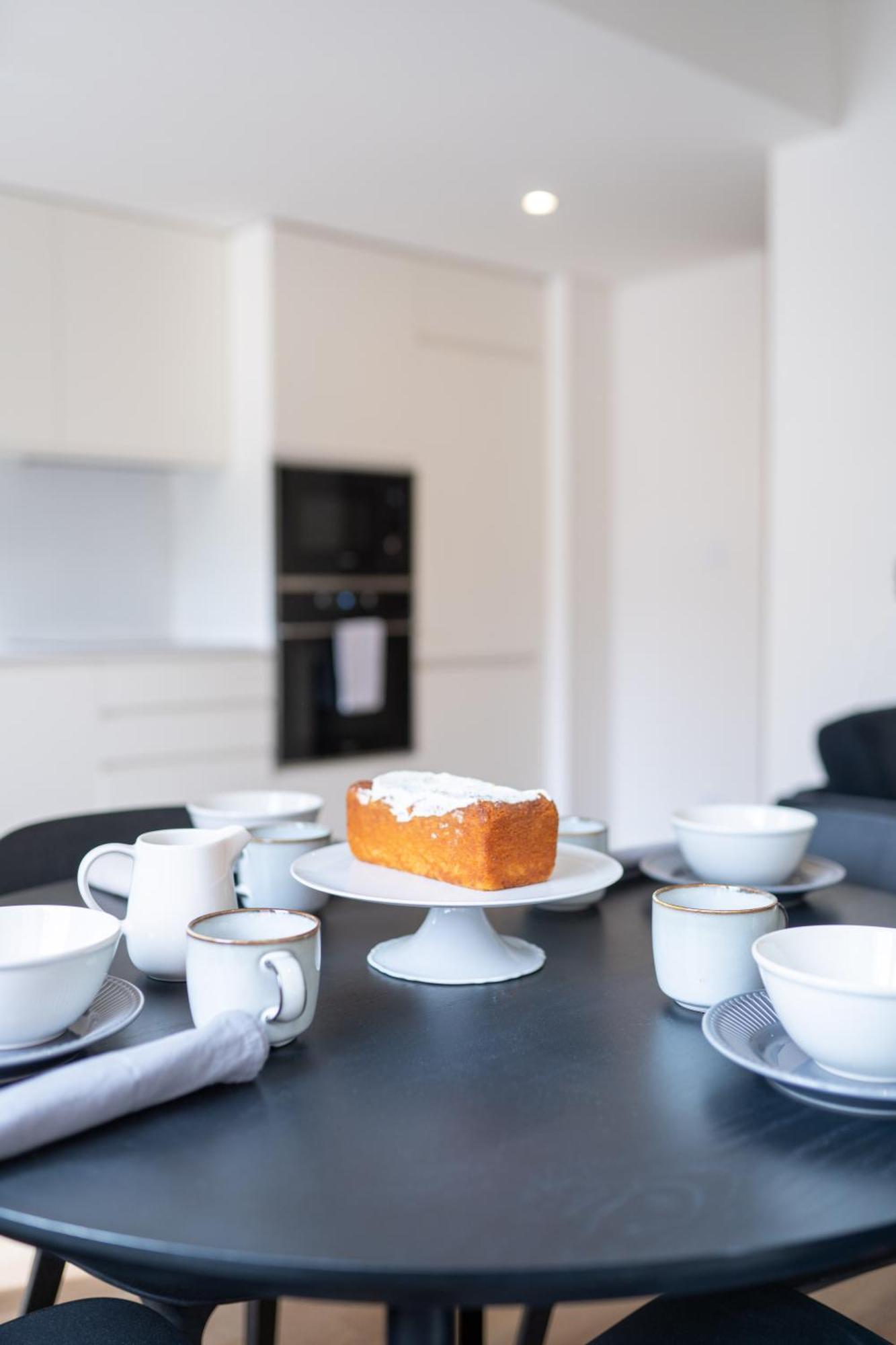 Apartment Lusiadas 53 2ºd - Beautiful Two-bedroom Lisbon