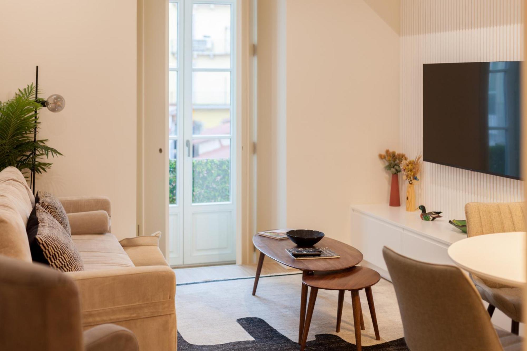 Appartement Flh Cais Sodre Chic Urban Flat With Balcony *