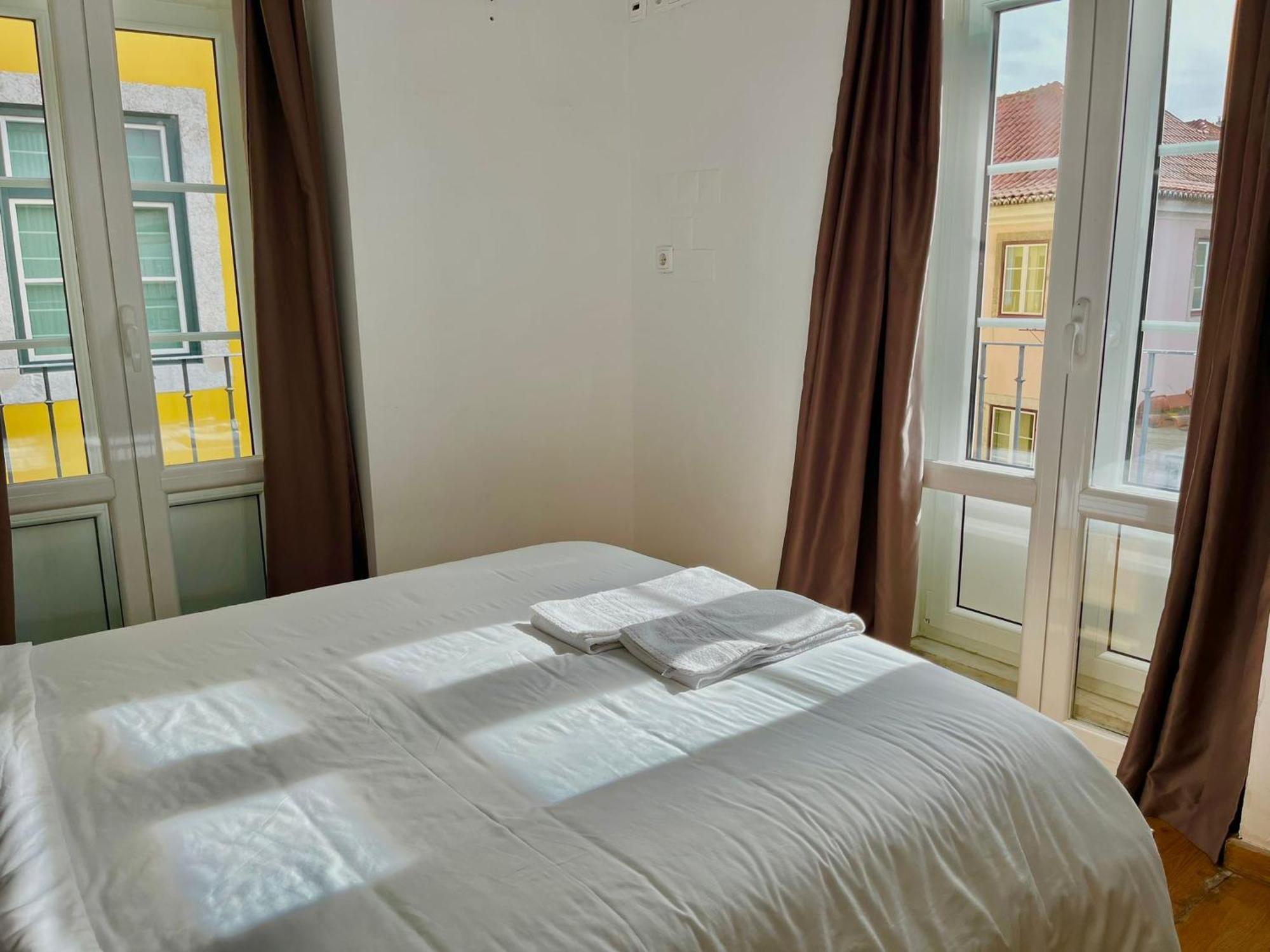 3 Bedroom, 2,5 Bathroom - Bairro Alto Apartment Lissabon