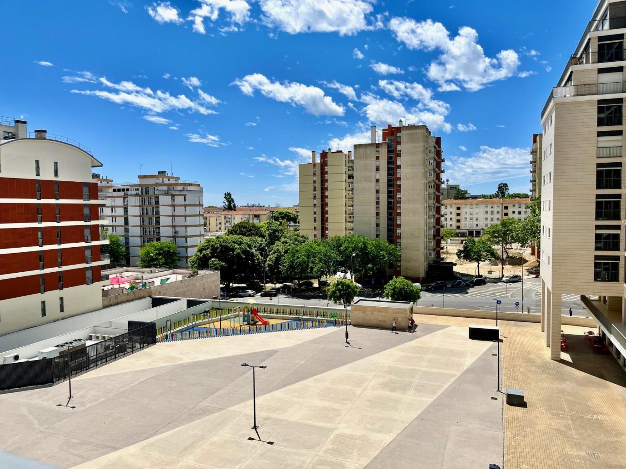 Apartment Modern & Spacious With River View Lissabon