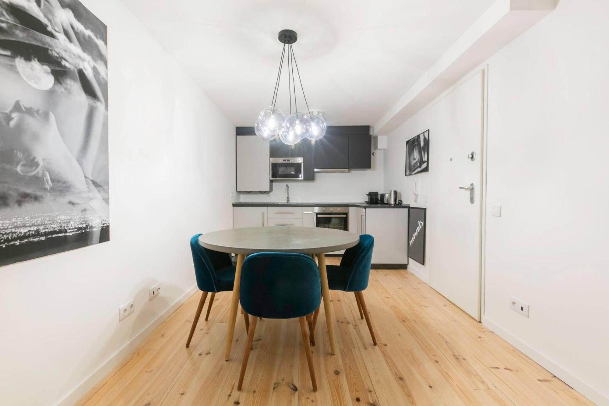 Bairro Alto Design Apartment *