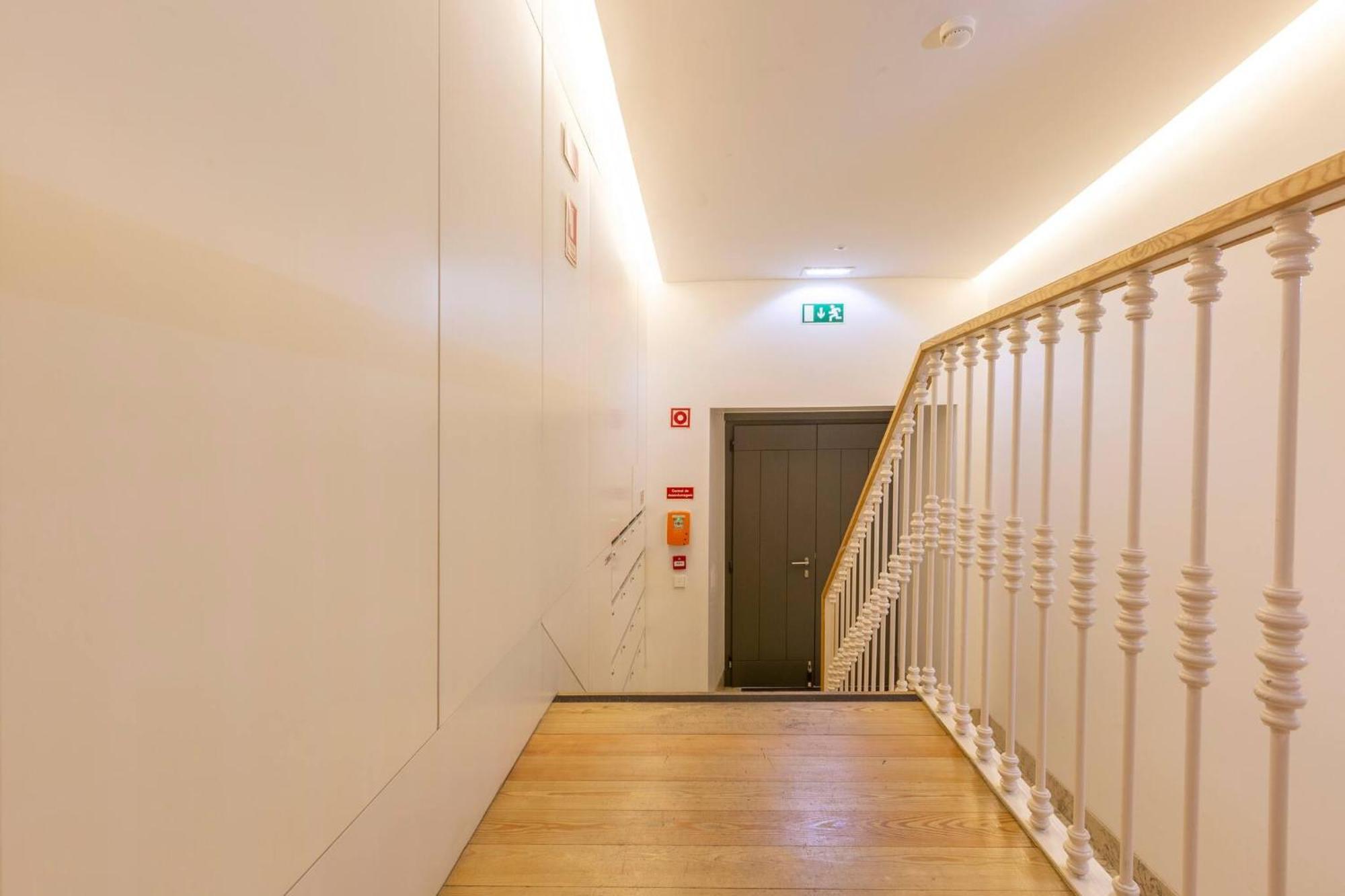 My Lx Flat Luxury Chiado Design Apartment Lissabon
