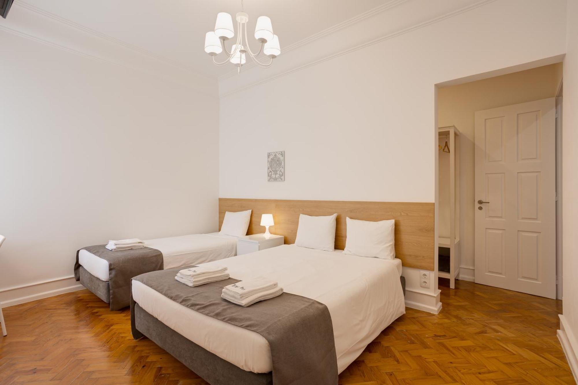 Home Out Rooms & Apartments
