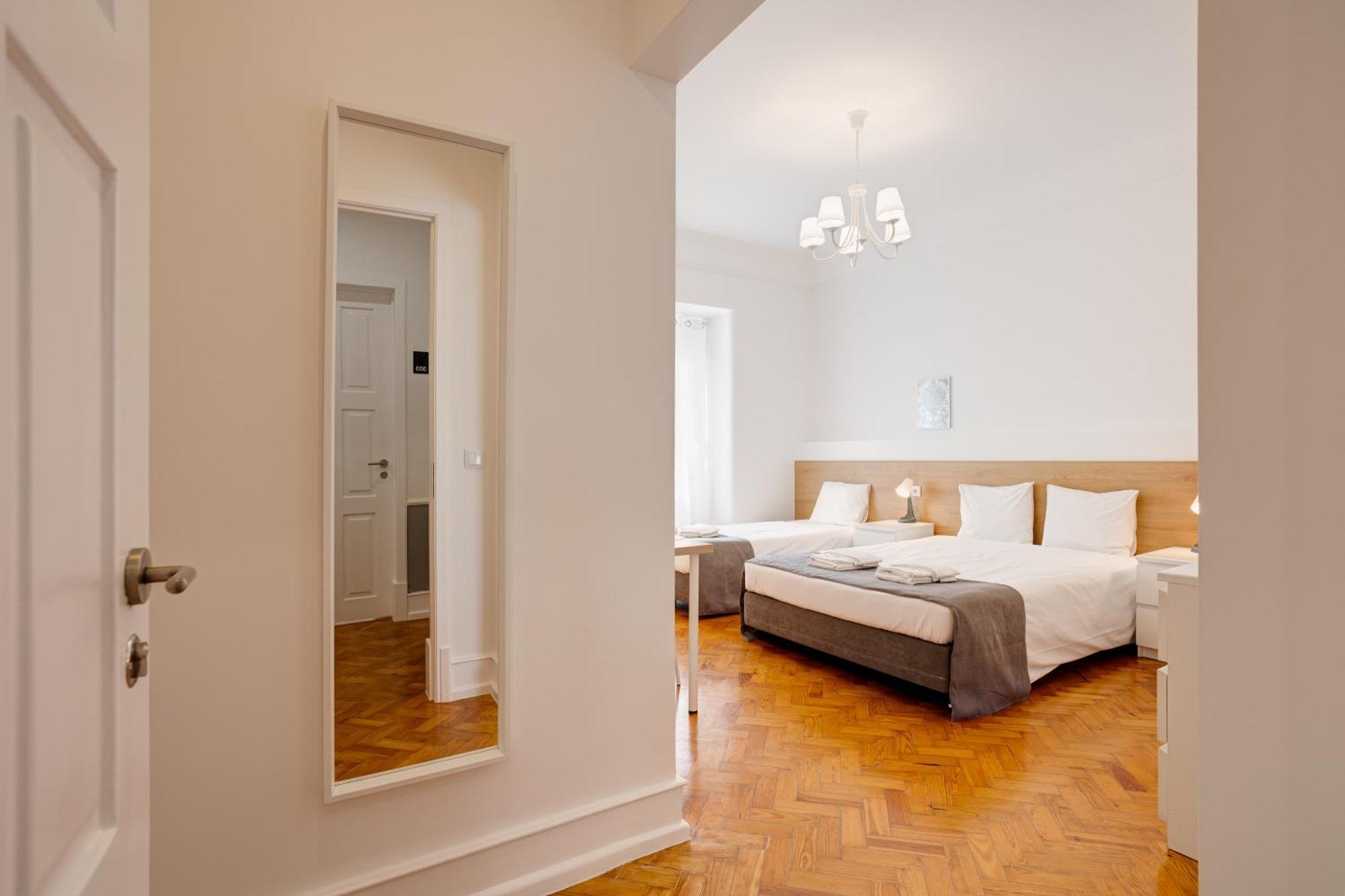 Apartment Home Out Rooms & Apartments Lissabon