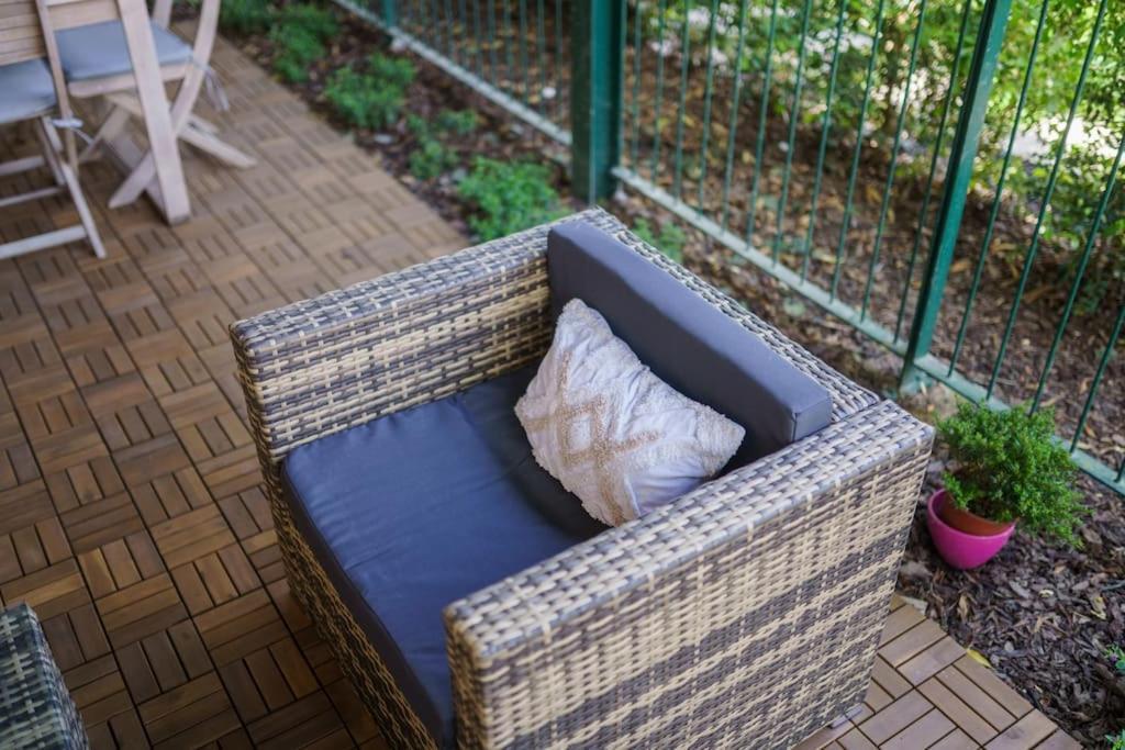 Appartement Charm With Patio
