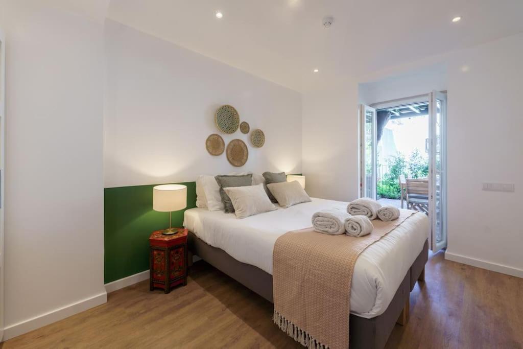 Charm With Patio Appartement
