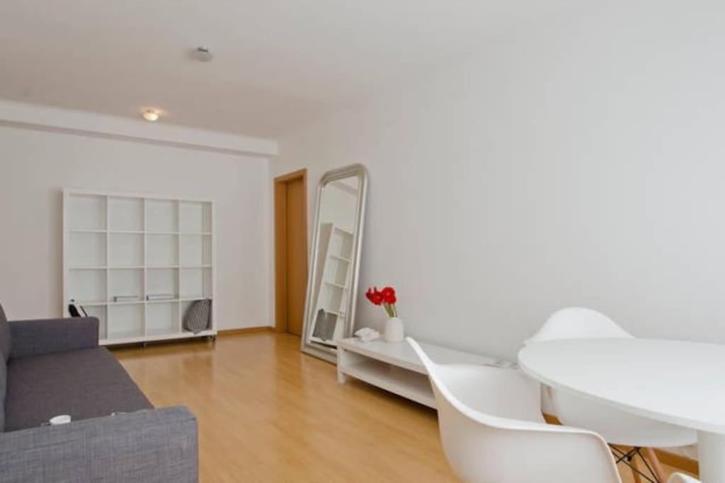 Appartement New Office - Free Wifi & Parking - Self Check-in - Daikin Airco