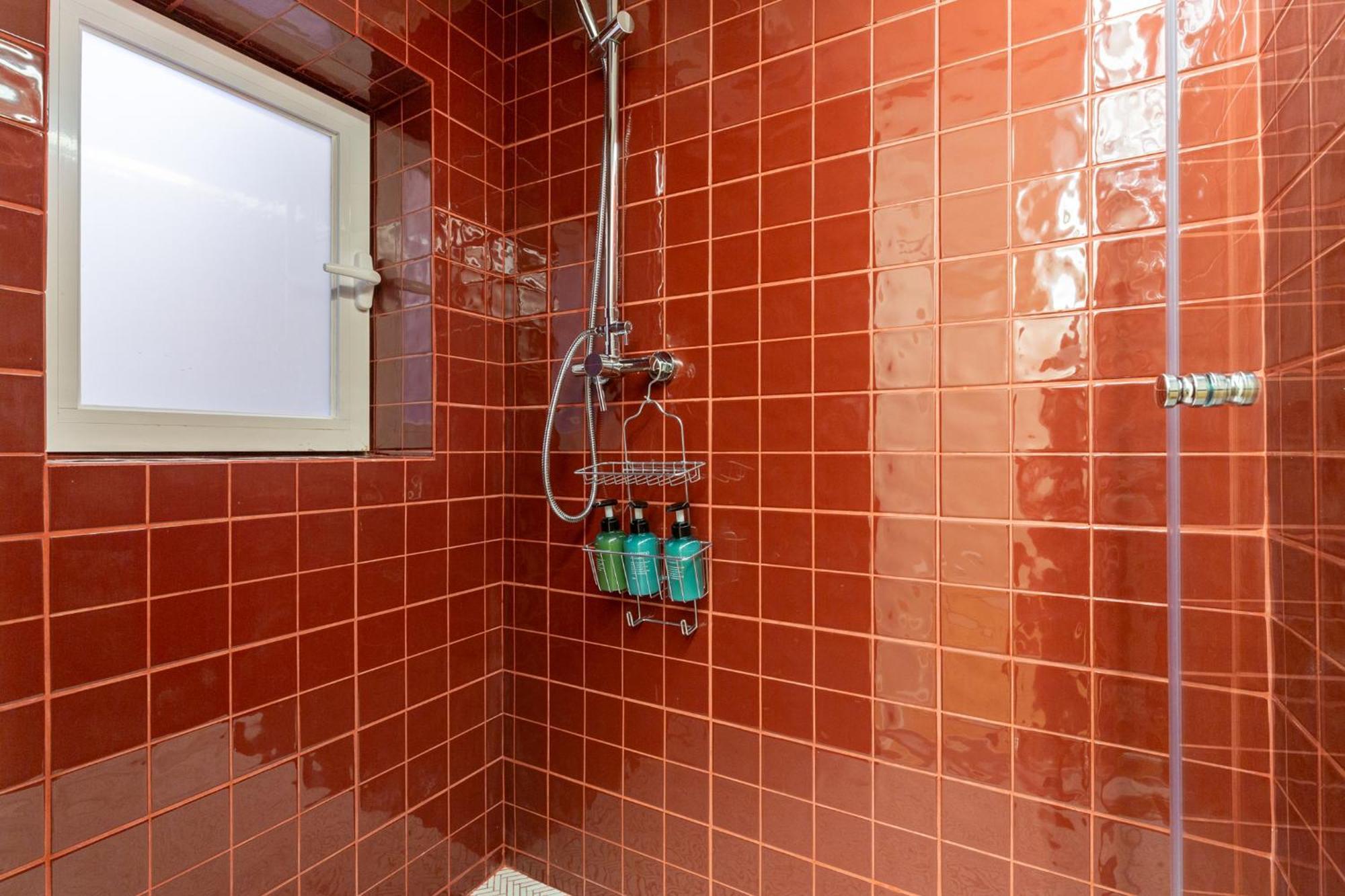Designer Retreat- Newly Remodelled 1 Bedroom Appartement Lisboa