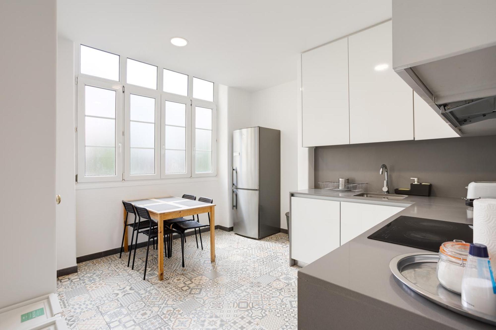 Home Out Rooms & Apartments Apartment Lissabon