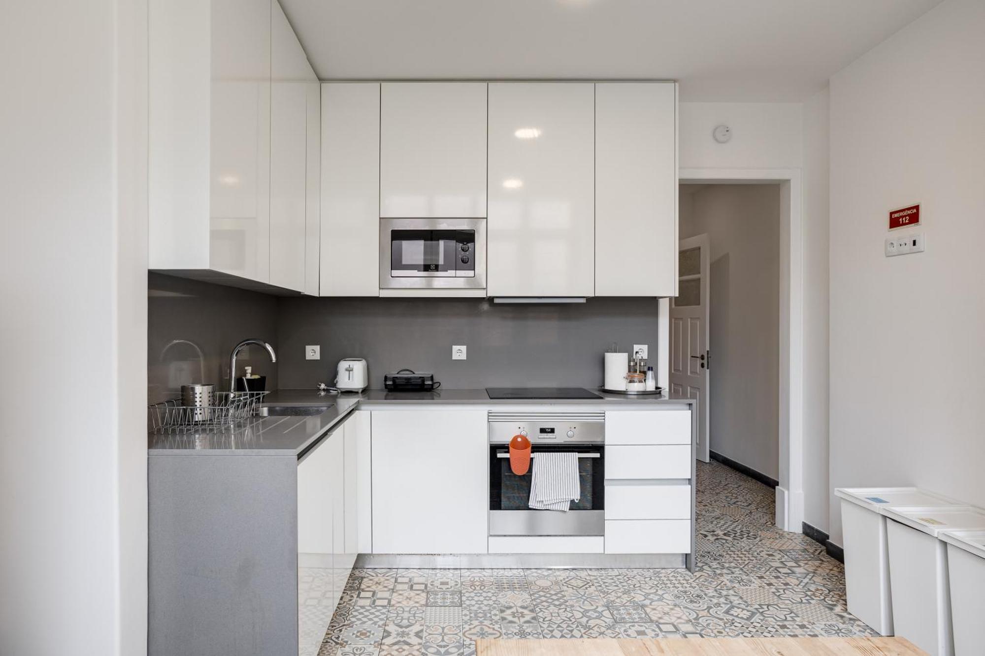 Home Out Rooms & Apartments